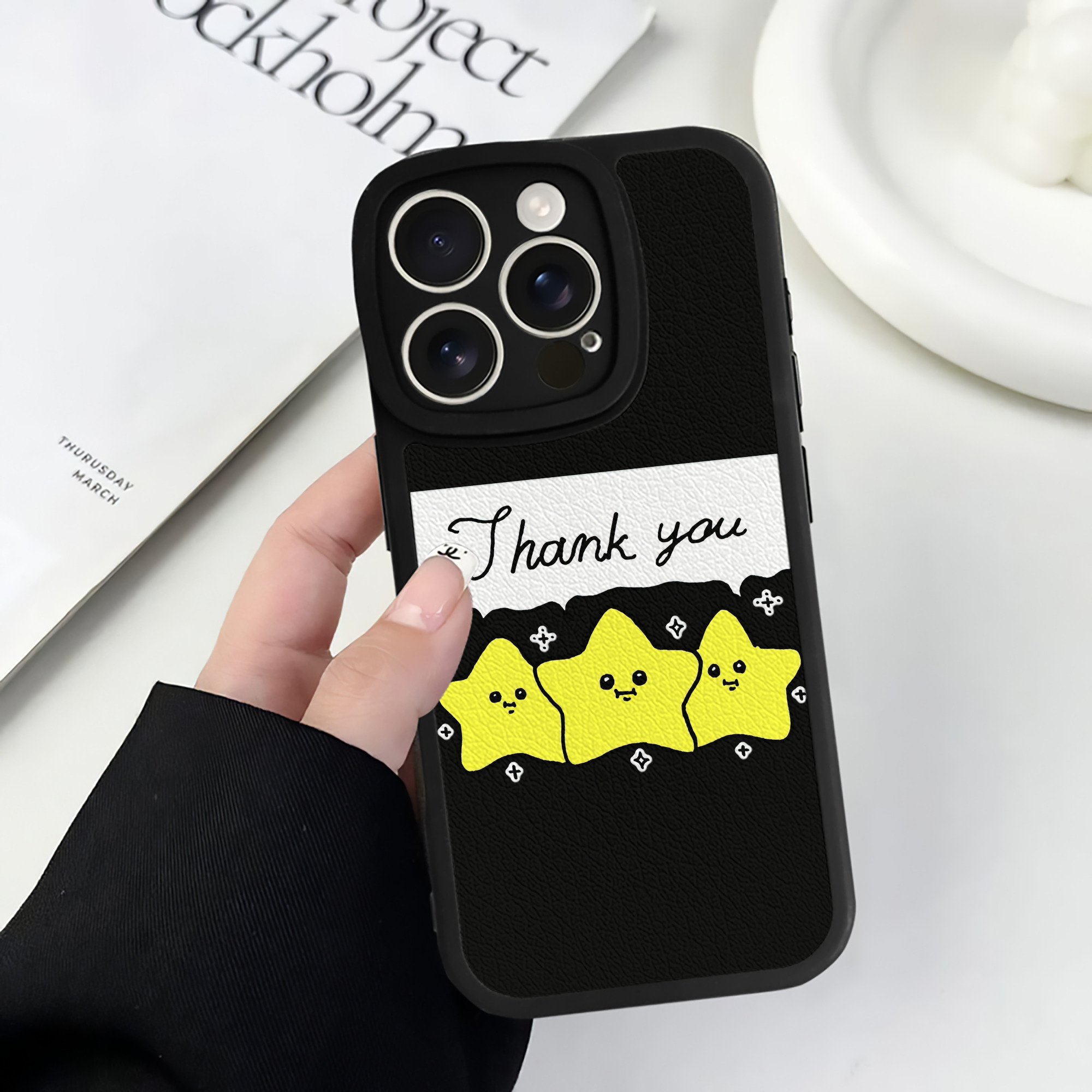 （画像用） ちいかわ 流れ星 Chii-kawa Shooting star 【iPhone 16シリーズ対応】シリコンスマホケース（レザー調） 材質：シリコン